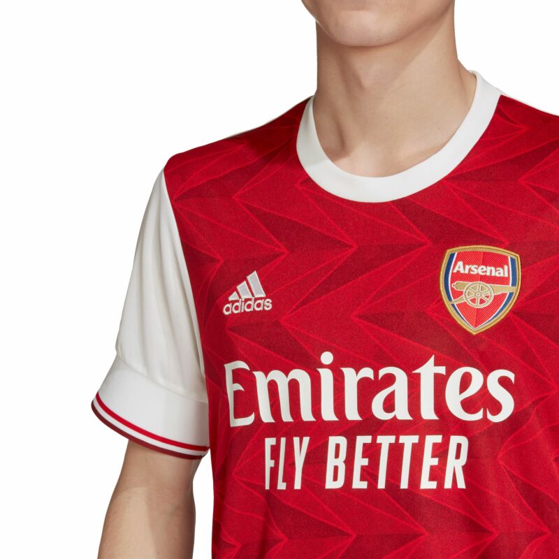 Arsenal de Sarandi Home football shirt 2021.