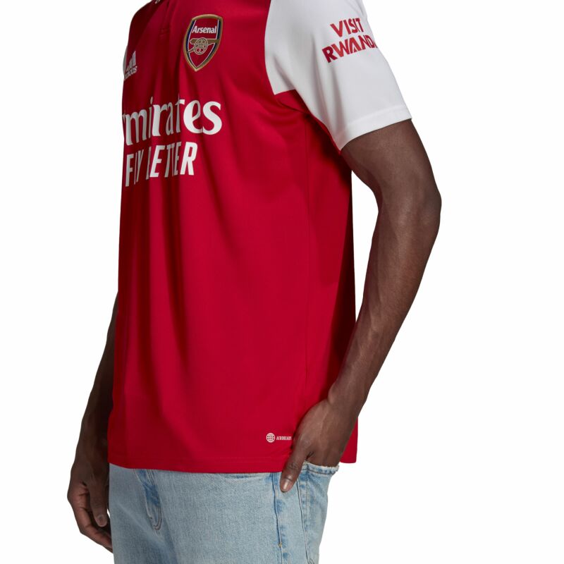 Arsenal de Sarandi Home football shirt 2021.